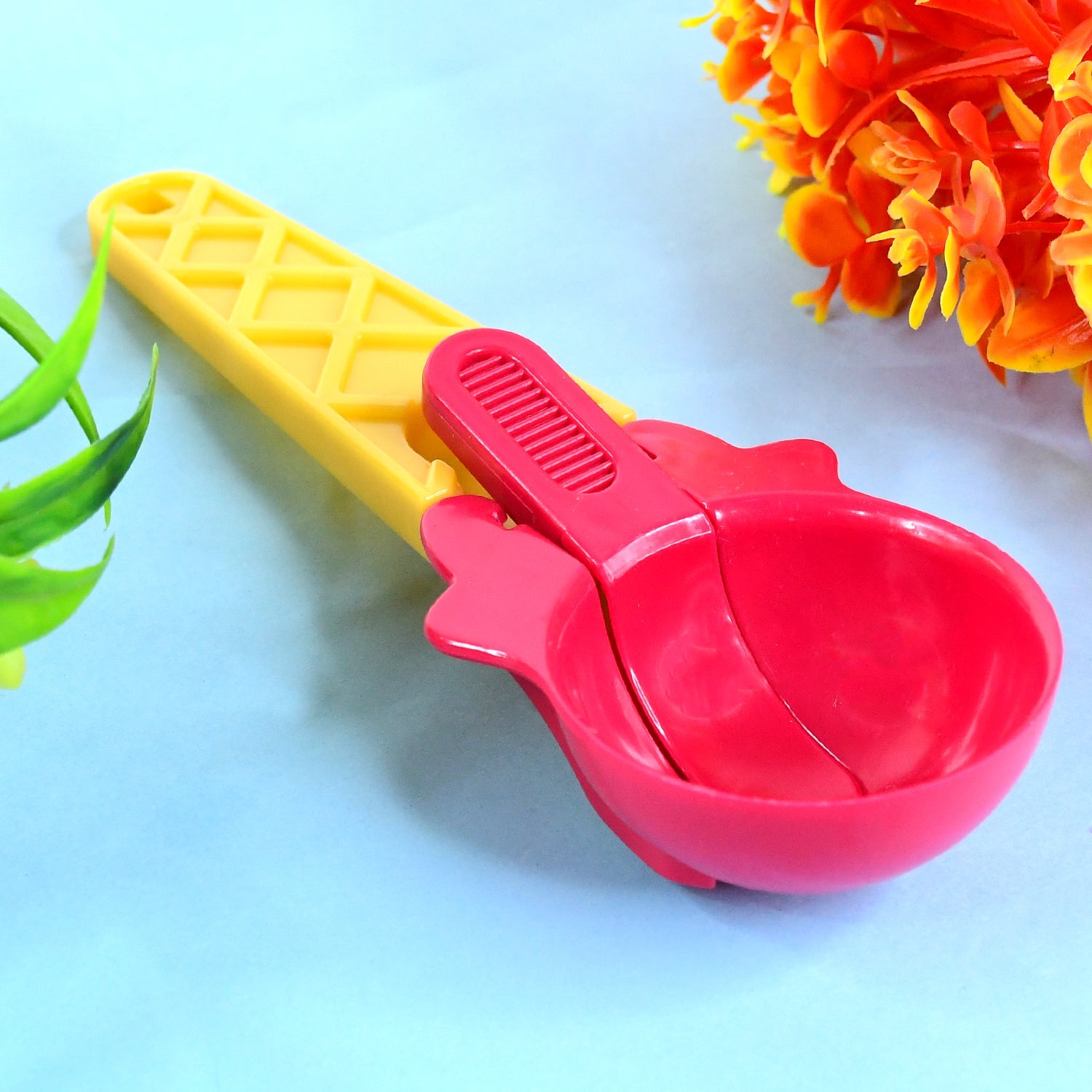 1-piece Plastic Ice Cream  Watermelon Scooper With Trigger Dipper Wukusy