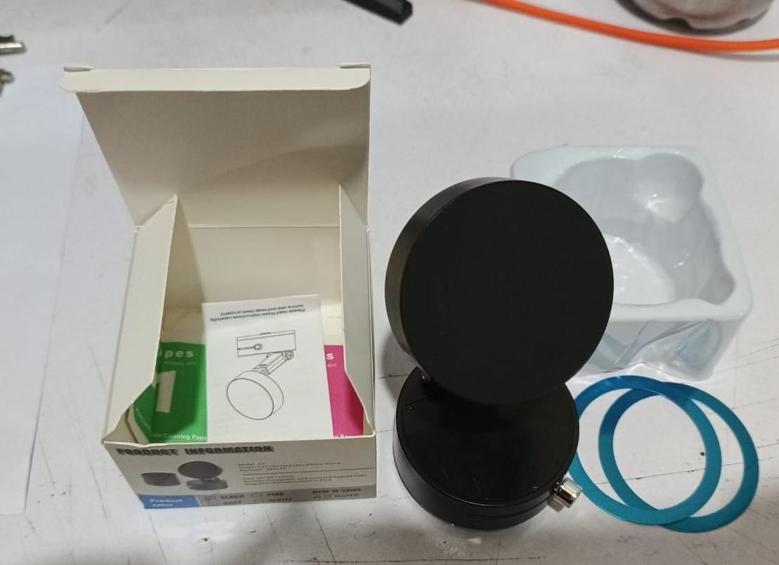Vacuum Magnetic Suction Phone Holder Roposo Clout