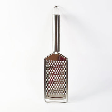 Supermom Supermom Stainless Steel Carrot Grater (1 Pc) Wukusy