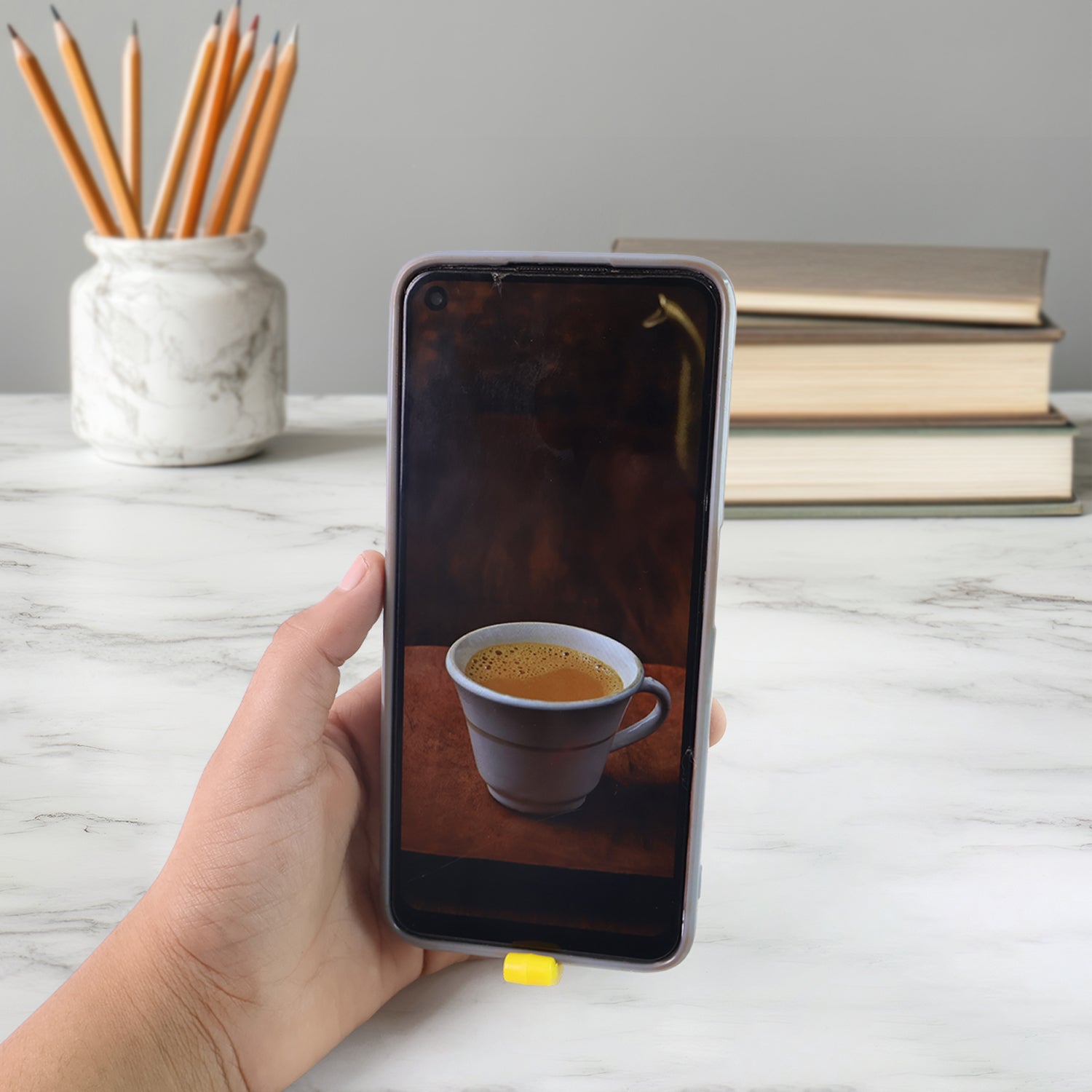 2-in-1 Plastic Dual-finger Mobile Stand Cum Keyring  (1 Pc Mixed Color) Wukusy