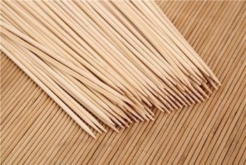 1100 Camping Wooden Color Bamboo Bbq Skewers Barbecue Shish Kabob Sticks Fruit Kebab Meat Party Fountain Bamboo Bbq Sticks Skewers Wooden (20cm) Wukusy