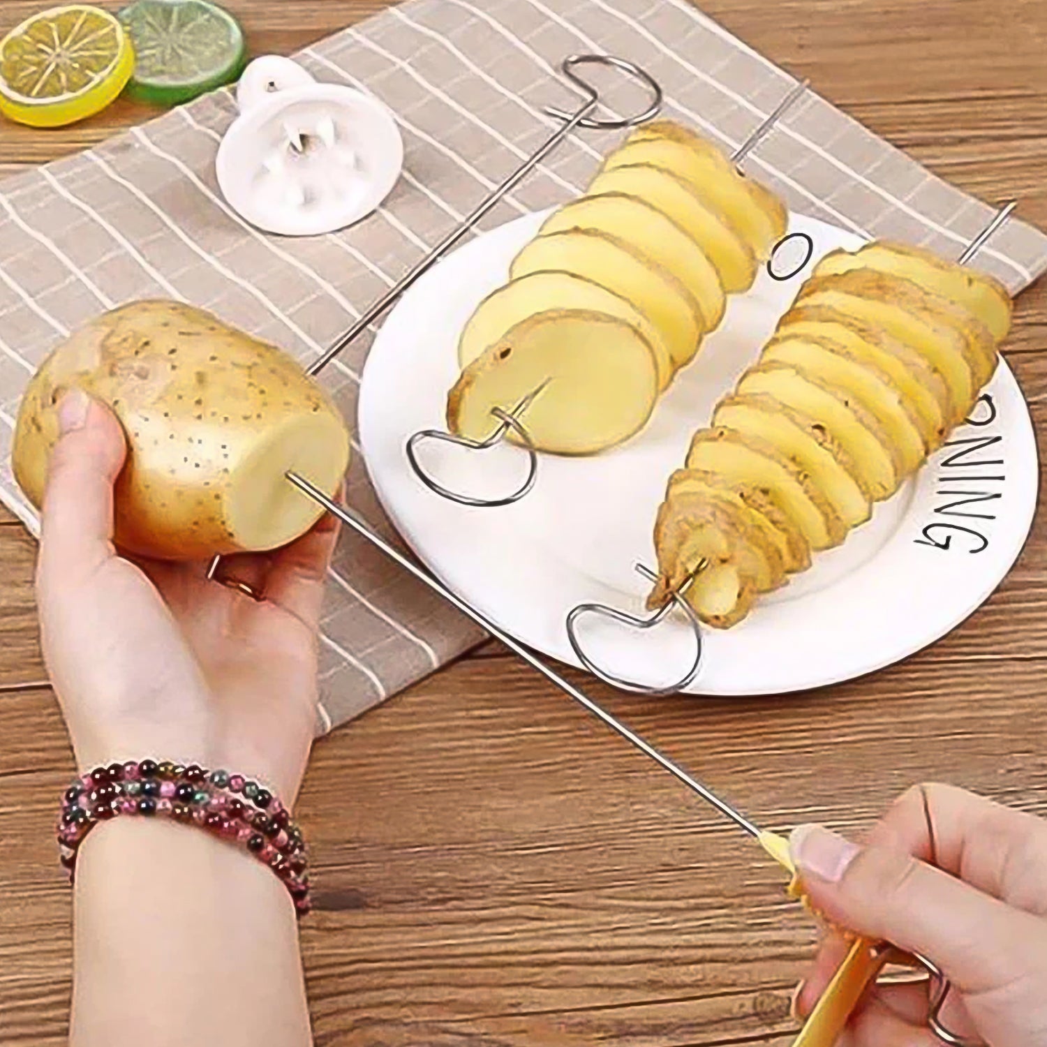 1 Set Potato Spiral Cutter Potato Twister (4 Spits) Wukusy