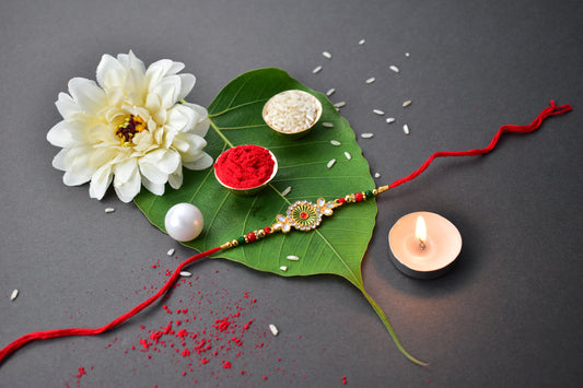 Traditional Floral Design Rakhi Wukusy