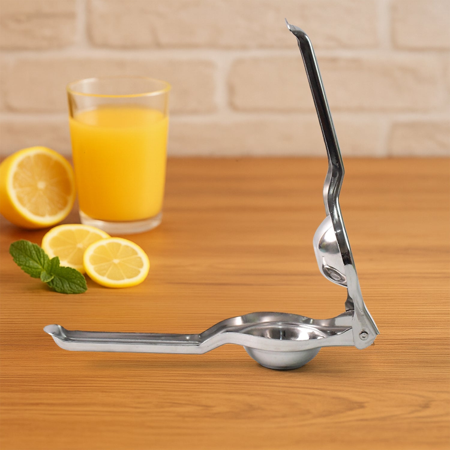 Supermom 2-in-1 Heavy Duty Stainless Steel Lemon Squeezer With Built-in Bottle Opener Wukusy