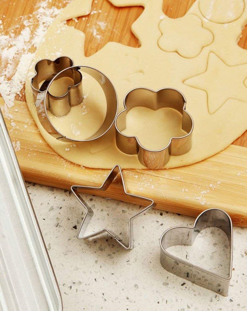 0813 Cookie Cutter Stainless Steel Cookie Cutter With Shape Heart Round Star And Flower (12 Pieces) Wukusy