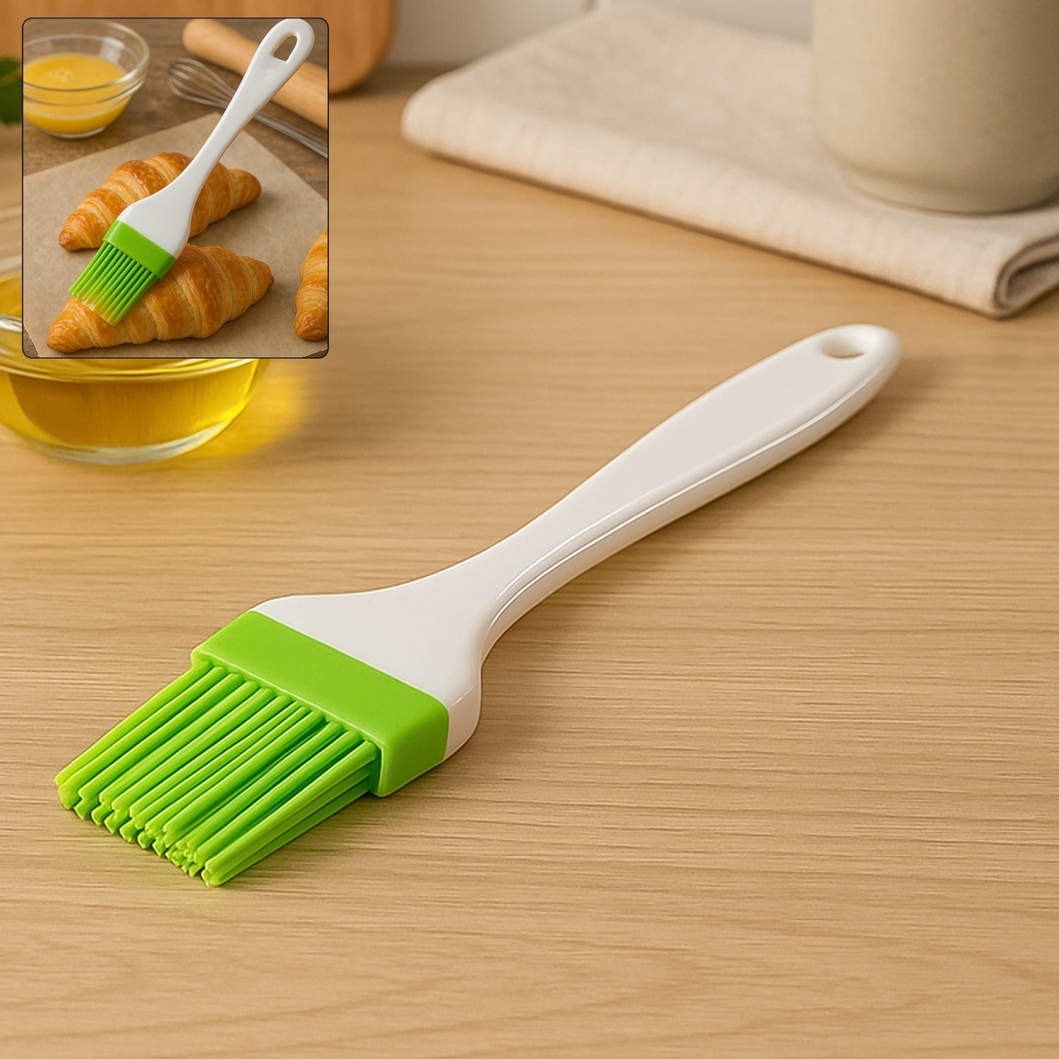 Silicone Kitchen Oil Spatula Brush With Handle Pastry  Cake Brush (17 Cm  1 Pc) Wukusy
