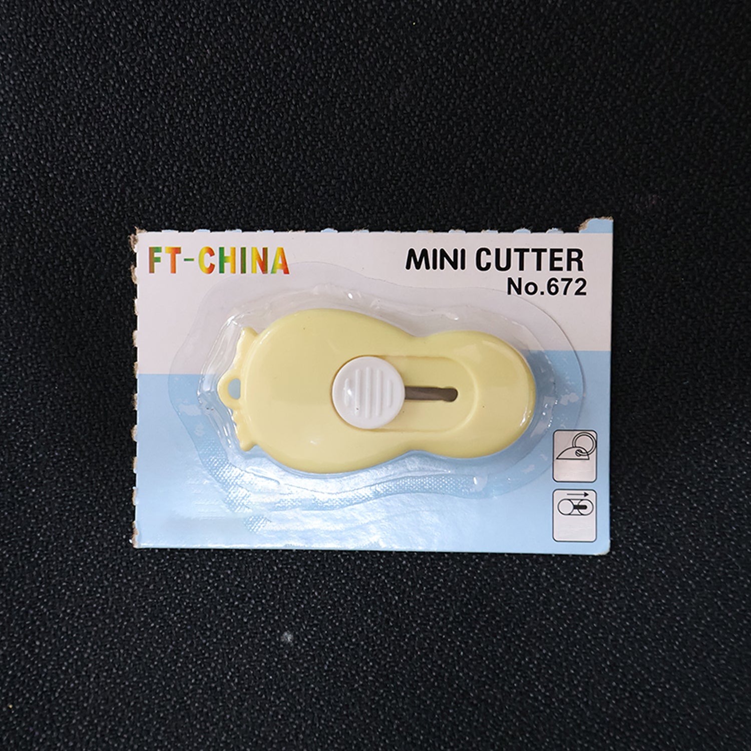 Compact Mini Safety Cutter With Retractable Blade - (1 Pc) Wukusy
