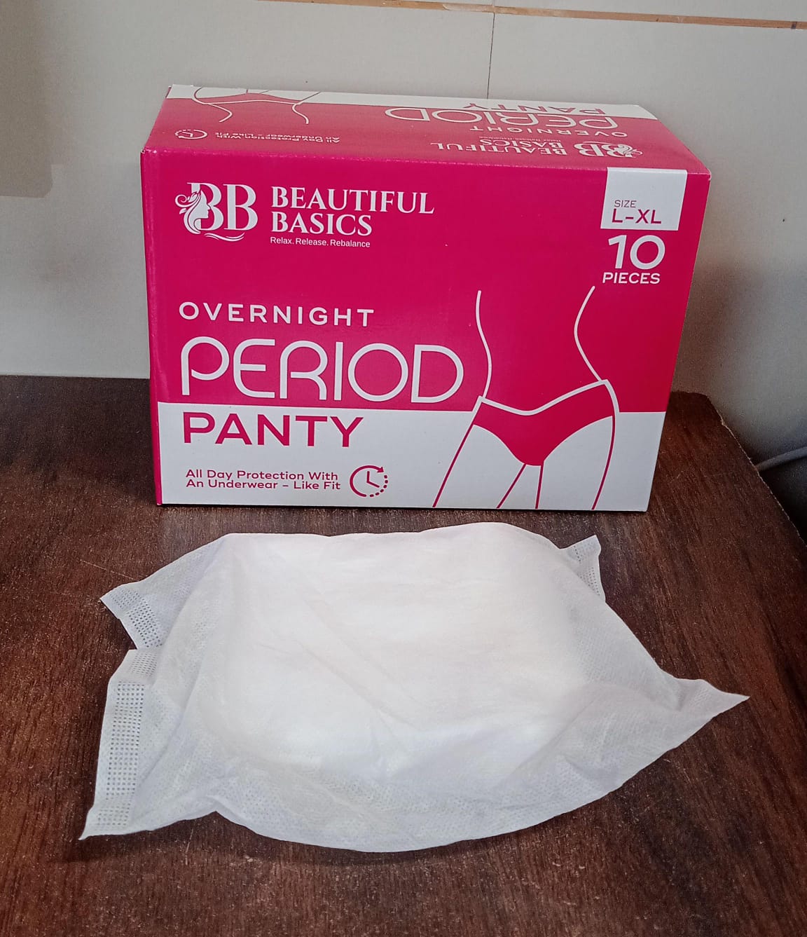 Womens Emergency Kit Travel Kit- Includes Seamless Underwear Pantyliner Feminine Hygiene Sachet First Period Kit (10 Pcs) Wukusy
