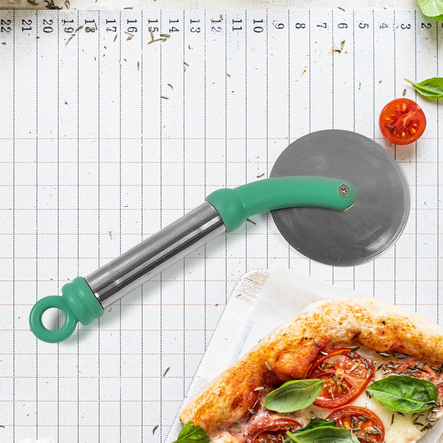 Kitchen Stainless Steel Wheel Pizza Cutter (1 Pc) Wukusy