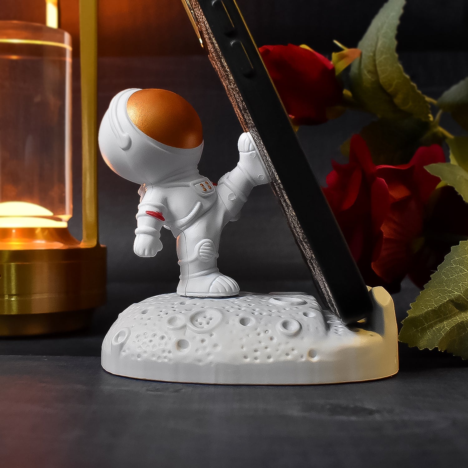 Mobile Holder Astronaut Phone Stand Planet Creative Fun 3d Design (1 Pc) Wukusy