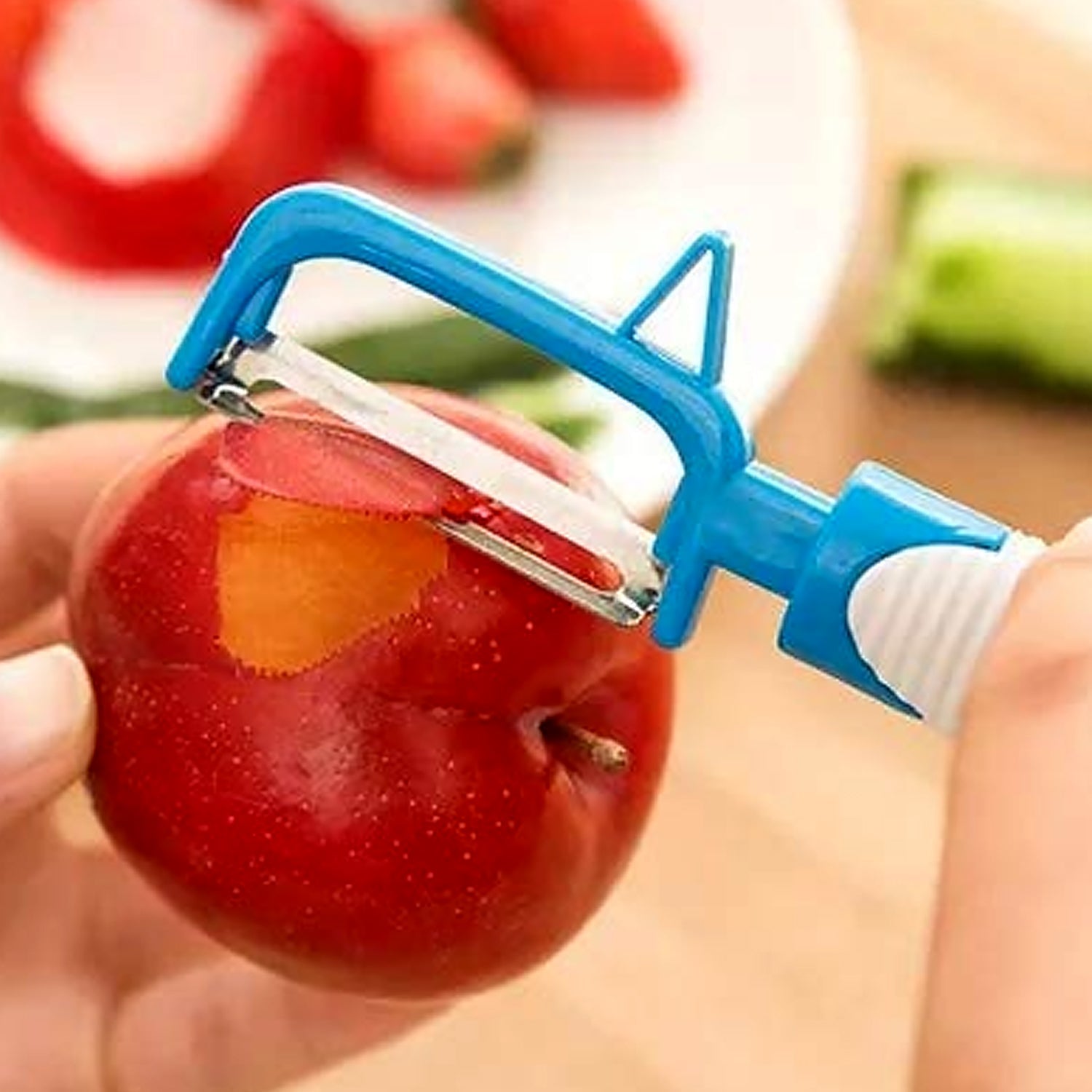8261 Vegetable Fruit Peelers Slicer  Bottle Opener Kitchen Peeler For Veggie Fruit Potato Carrot Bottle Opener With Plastic Handle Bottle Openers Wine Bottle Opener Cold Drink Bottle Opener (2pc) Wukusy