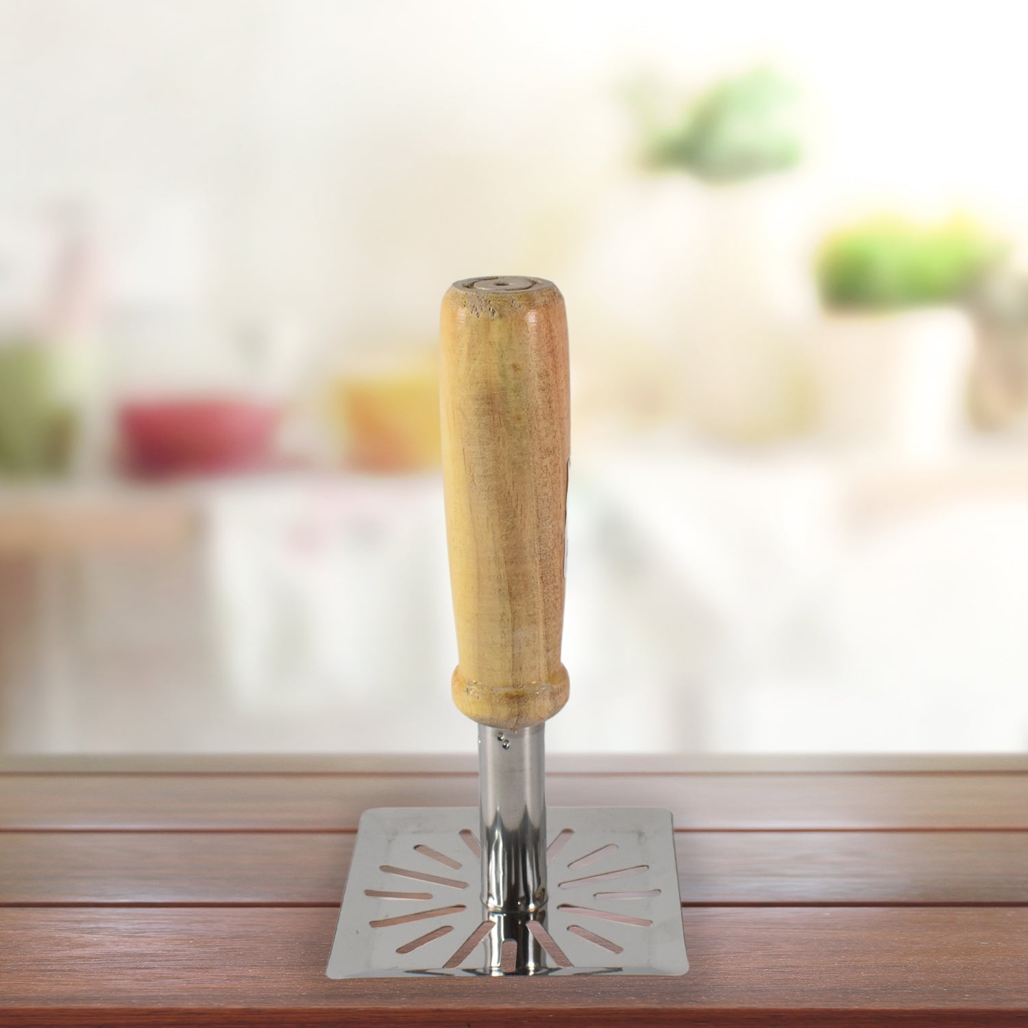 Kitchen Tools Wooden Handle Square Stainless Steel Potato Masher (1 Pc) Wukusy