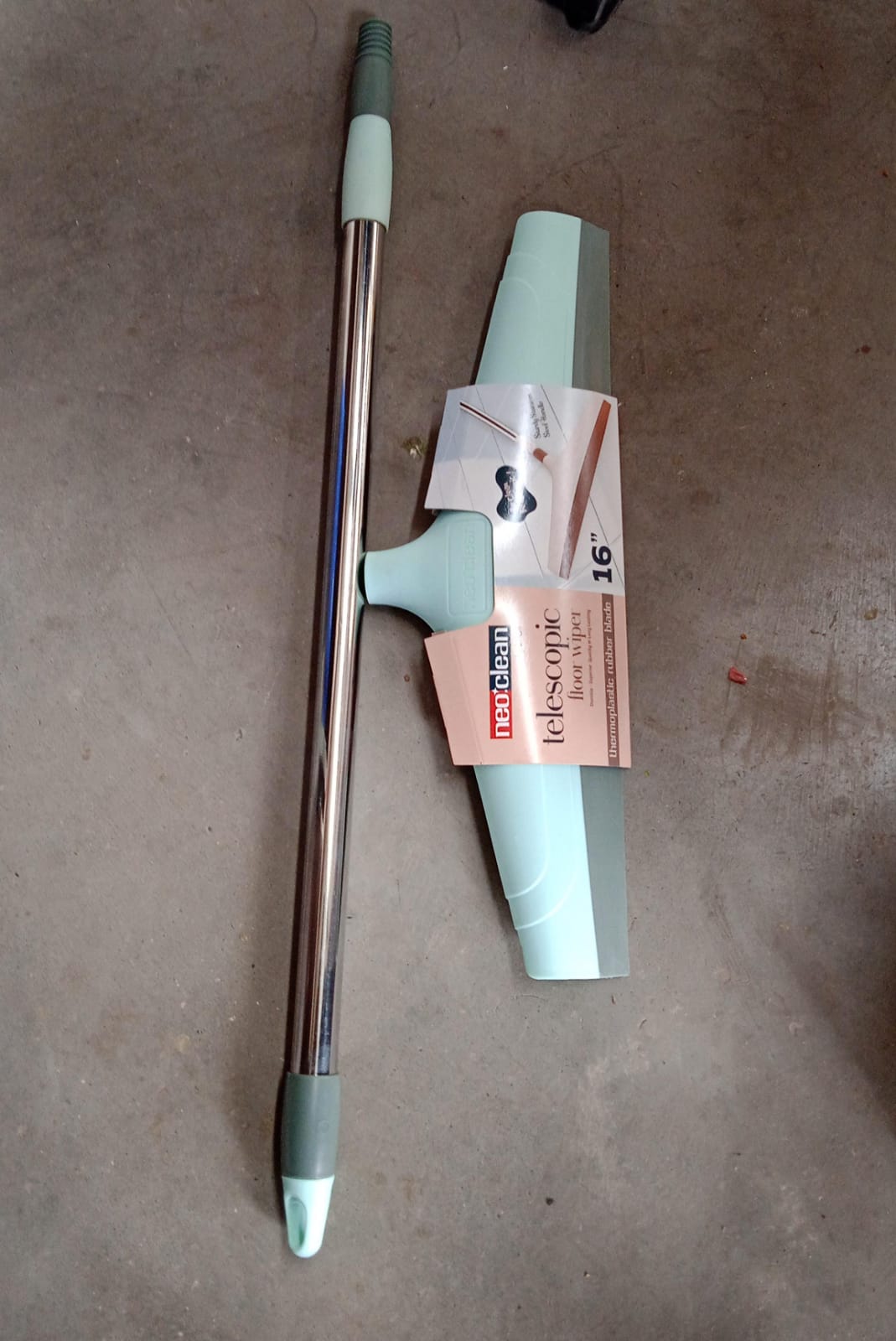 8709 Ganesh Telescopic Floor Wiper 16 Inch (40 Cm) Wukusy