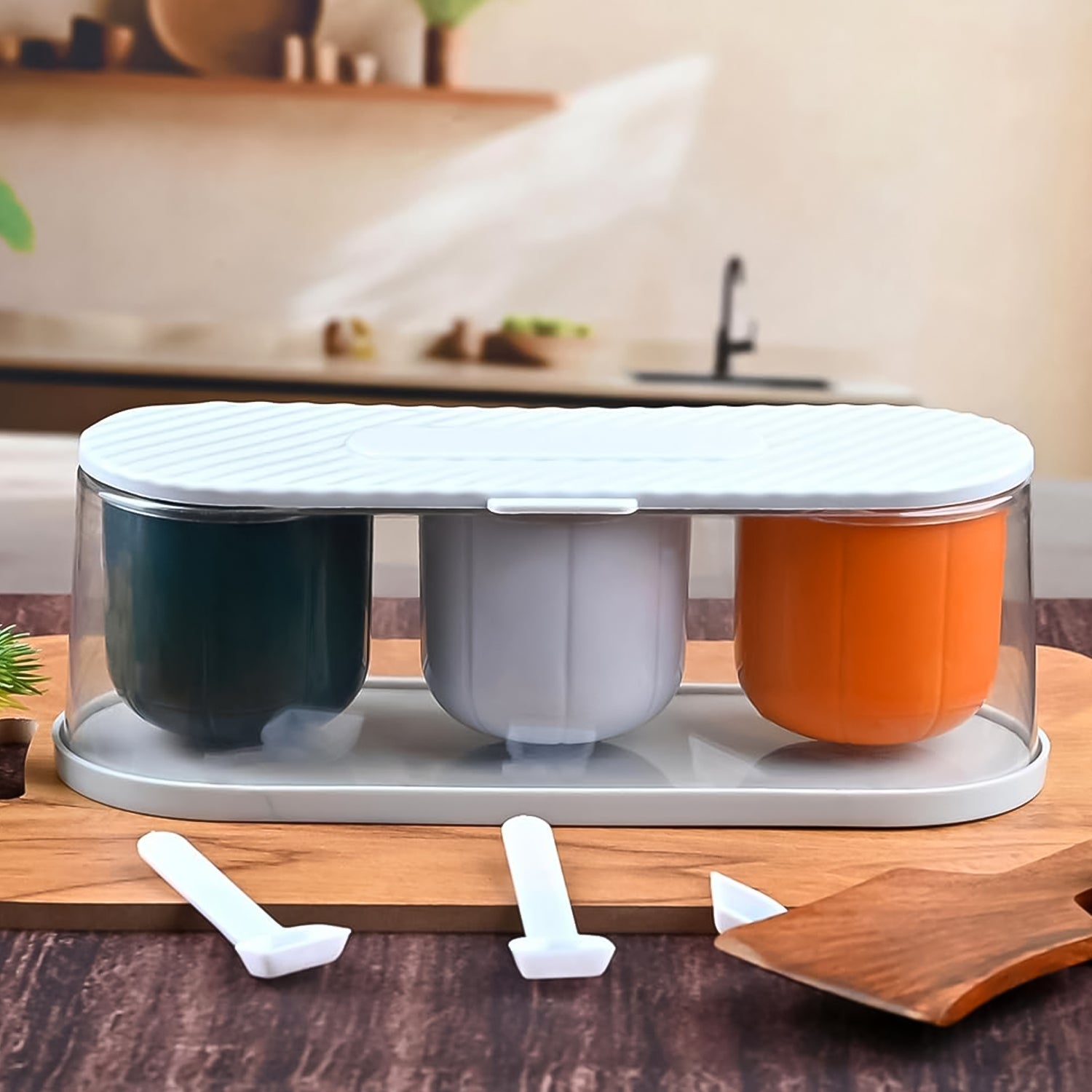 Home Kitchen 3 Grid Seasoning Spice  Masala Box Kit With Spoon (Multicolor  1 Set) Wukusy