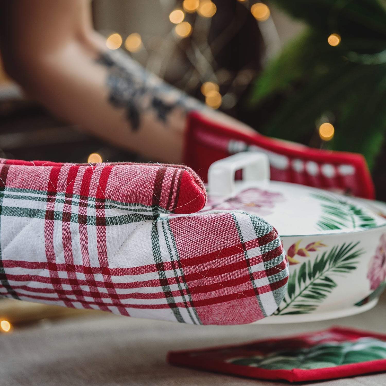 2770 Professional Cotton Oven Mitt Gloves Wukusy