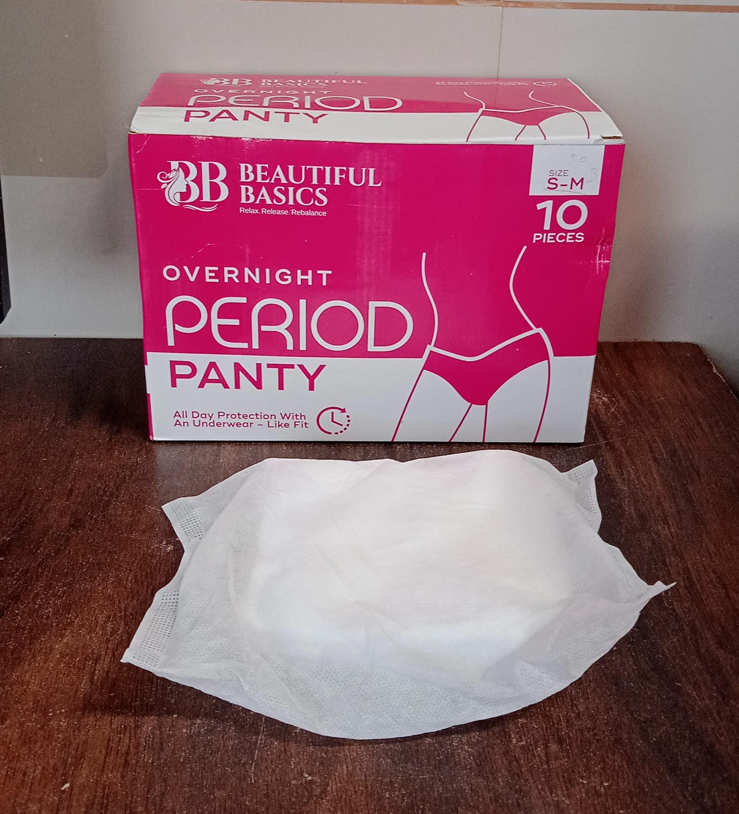 Womens Emergency Kit Travel Kit- Includes Seamless Underwear Pantyliner Feminine Hygiene Sachet First Period Kit (10 Pcs) Wukusy