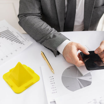 6879 Virgin Mobile Accessories Universal Portable Four-sided Pyramid Shape Desktop Table Mobile Holder Stand For Car Dashboard Recording On Desk Vent Office Holder Wukusy