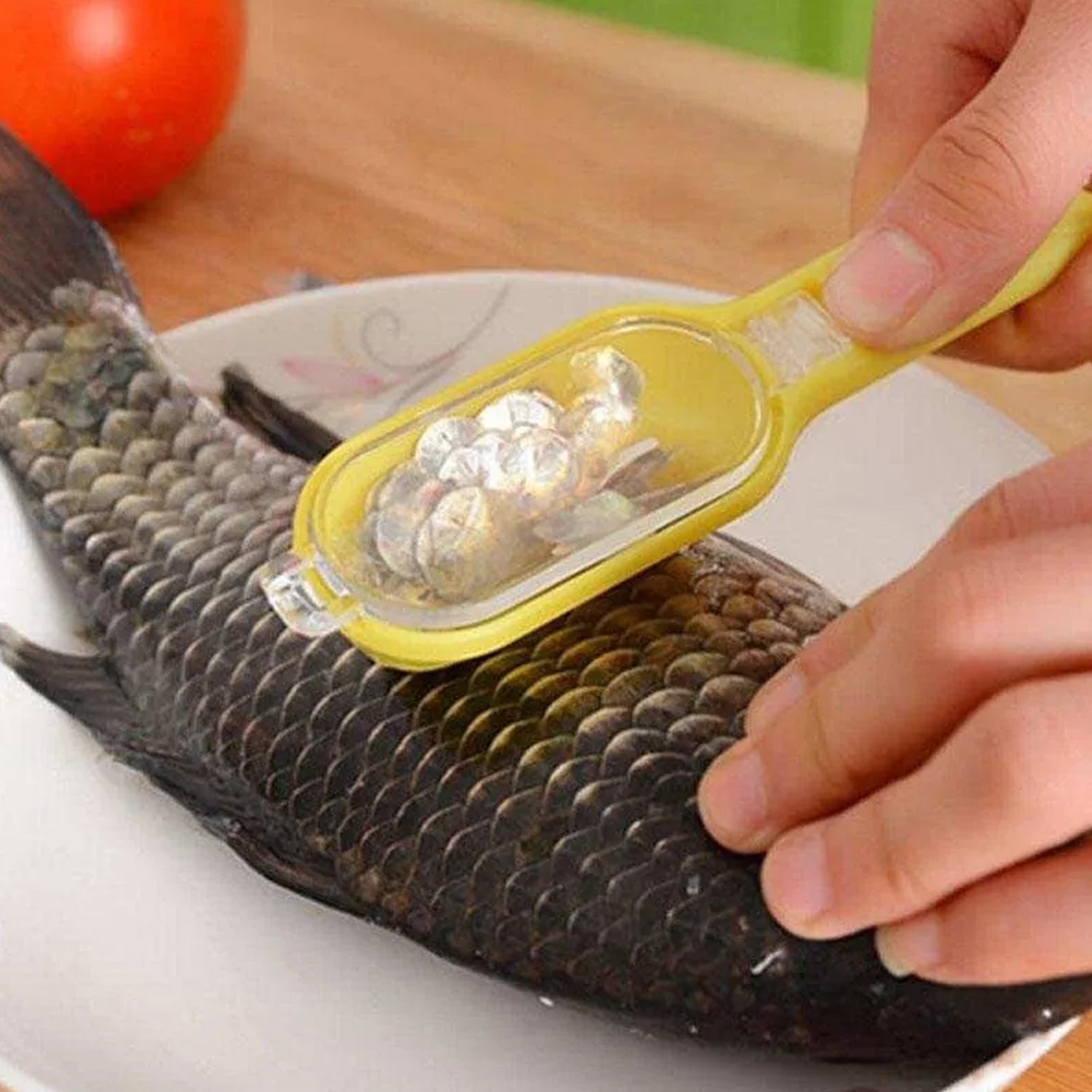 0112 Plastic Fish Scales Graters Scraper Fish Skin Brush Fish Cleaning Tool Scraping Scales Device With Cover Home Kitchen Cooking Tools 1 Pieces Wukusy