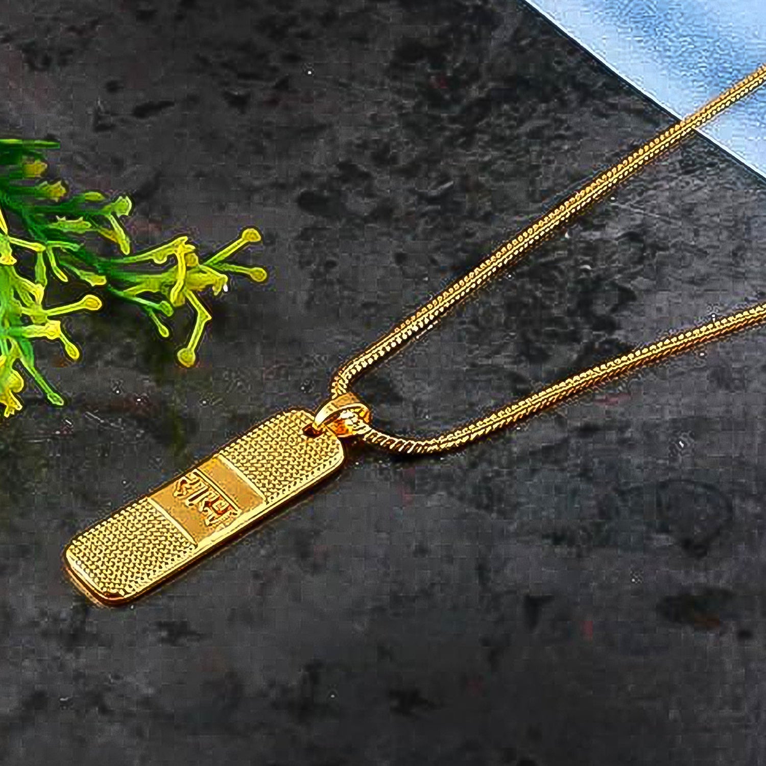 Golden Ram Naam Locket With Chain (1 Pc) Wukusy