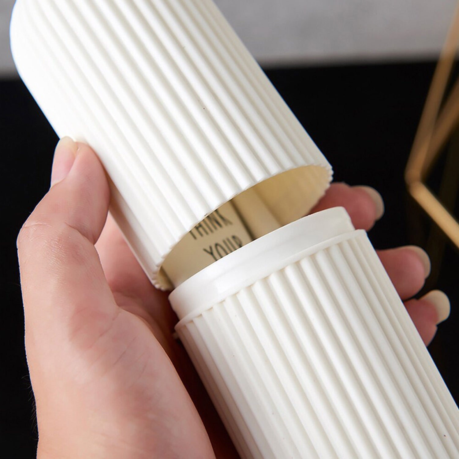 1361 Multipurpose Capsule Shape Portable Travel Storage Bottle Wukusy