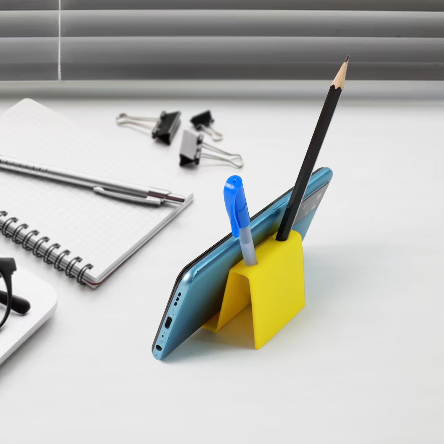 Multifunctional Plastic Mobile Phone Stand  Pen Holder (1 Pc  Mix Color) Wukusy