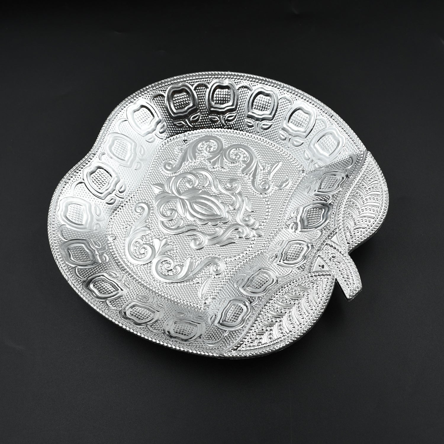 5479  Decorative Mukhwas Serving Tray Serving Mukhwas Plate Fancy Candy Tray Dry Fruit Serving Tray (1 Pc Set) Wukusy