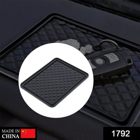 1792 Universal Anti Skidgrass Vinyl Mat Pad (1pc Only) Wukusy