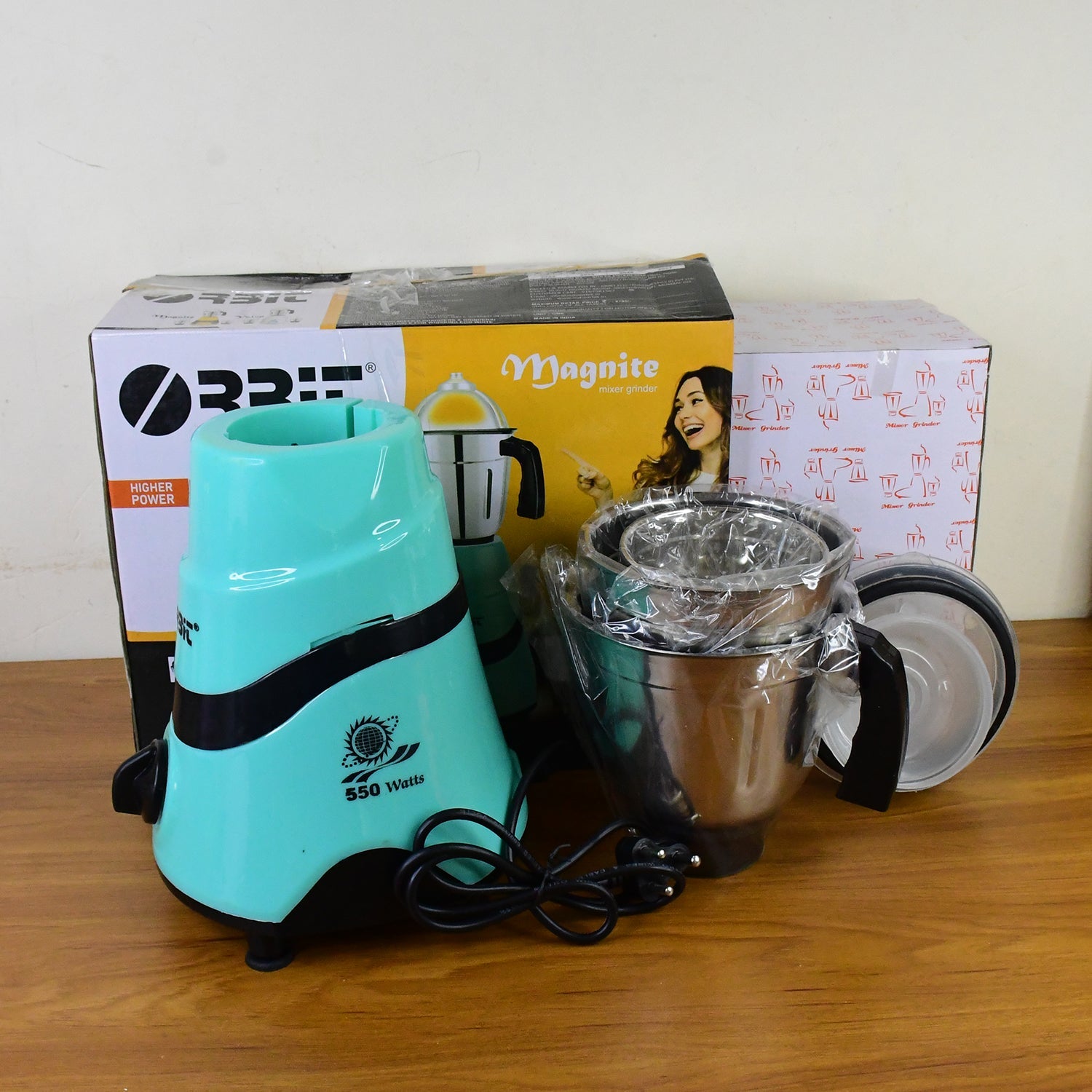 Orbit Mixer Grinder With 3 Stainless Steel Jars - 550w Wukusy