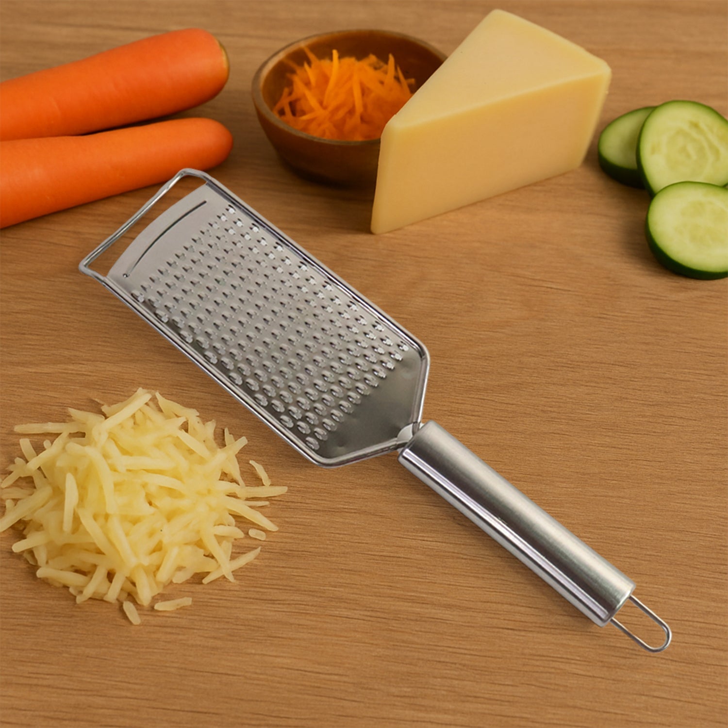 Supermom Supermom Stainless Steel Carrot Grater (1 Pc) Wukusy