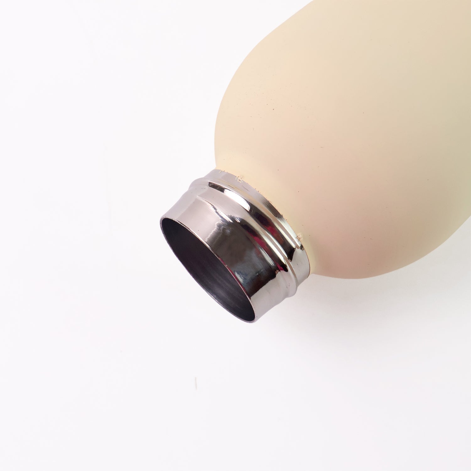 Stainless Steel Double Wall Vacuum-insulated Drink Water Bottle (Mix Color  500 Ml Approx) Wukusy