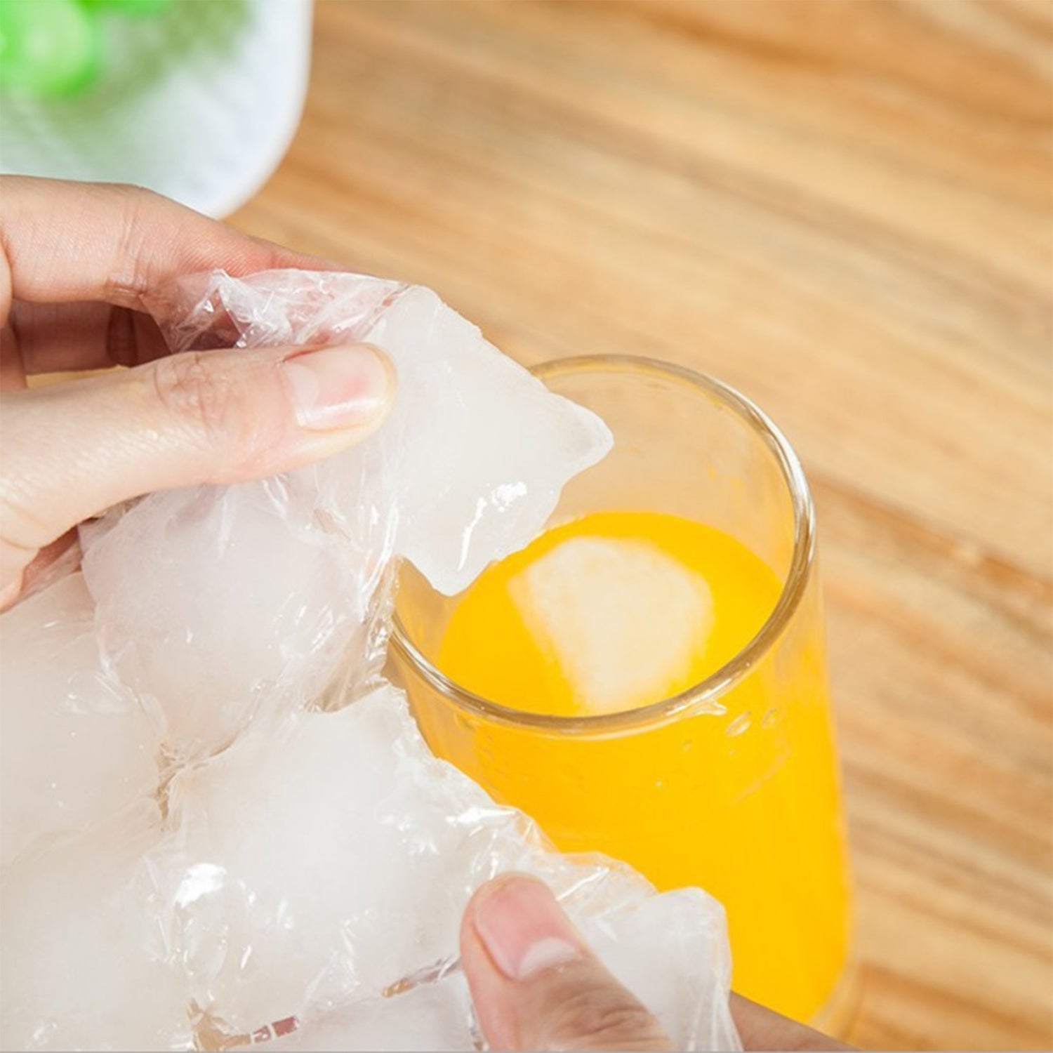 2905 Disposable Ice Cube Bags Stackable Easy Release Ice Cube Mold Trays Self-seal Freezing Makercold Ice Pack Cooler Bag For Cocktail Food Wine Wukusy