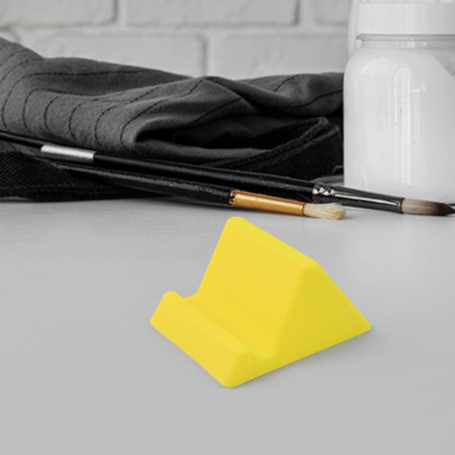 Compact Plastic Mobile Phone Holder Stand (1 Pc  Mix Color) Wukusy