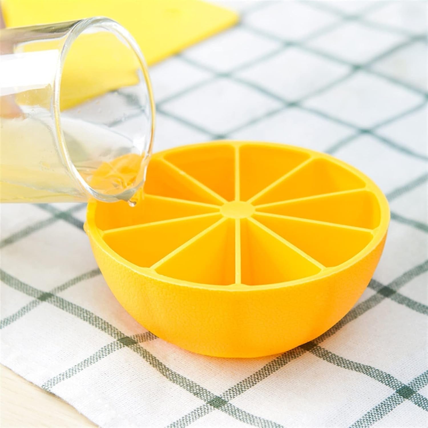 Lemon Shape Flexible Silicone Ice Cube Tray  8-slot Round Ice Mold (1 Pc) Wukusy