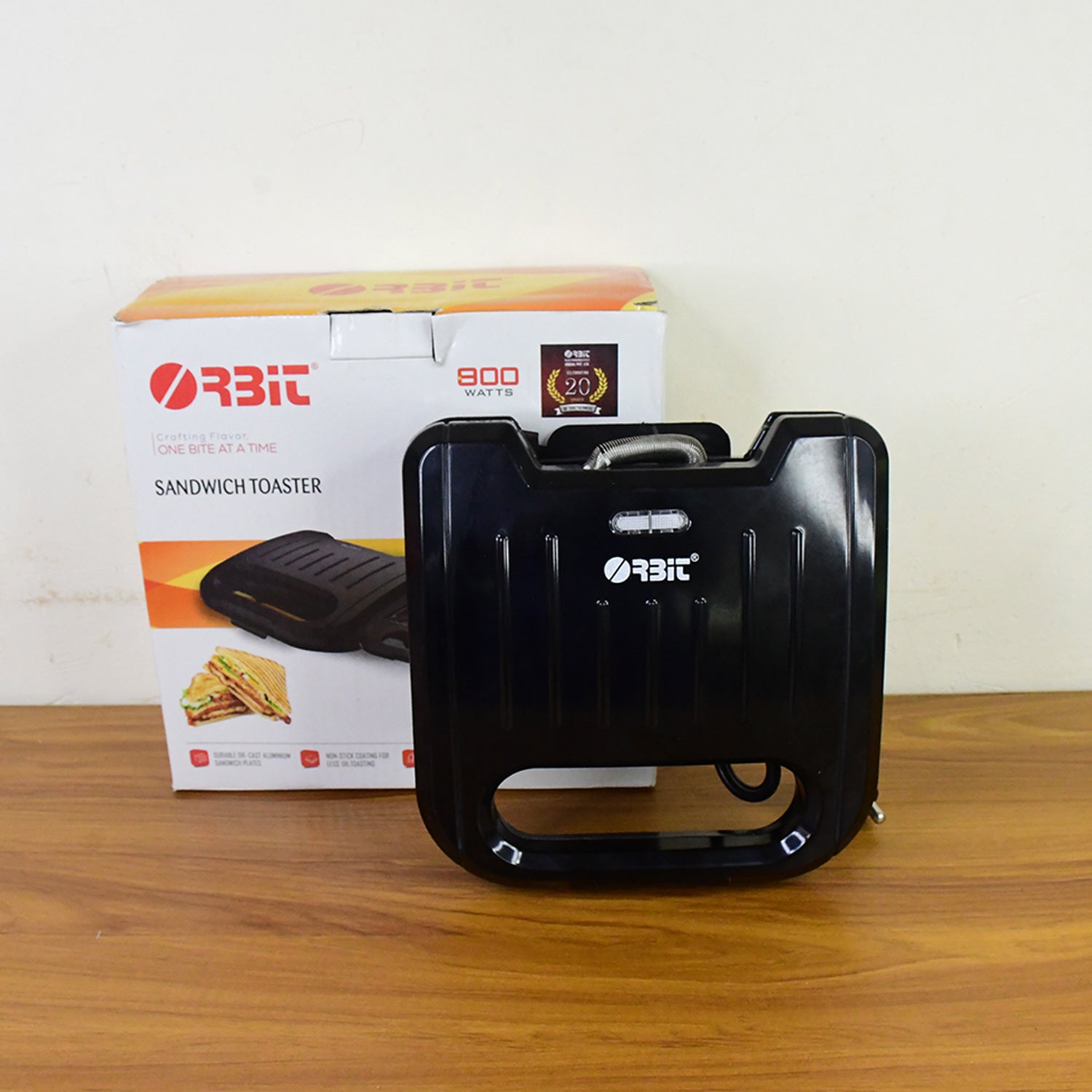 Orbit Sandwich Toaster Maker (800w  1 Pc) Wukusy