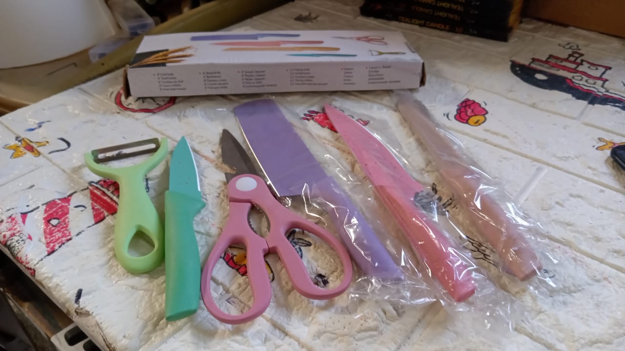 8174 Corrugated 6pc Kitchen Knife Set Professional Box Knife Set 6 Piece Forged Kitchen Knives With Box. Wukusy