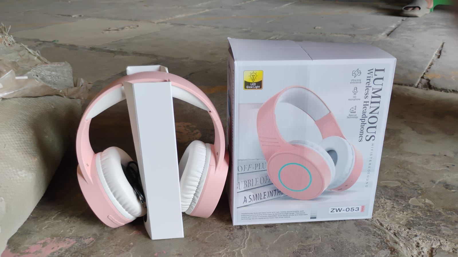 Wireless Over-ear Bluetooth Headphones (Zw-053) Wukusy