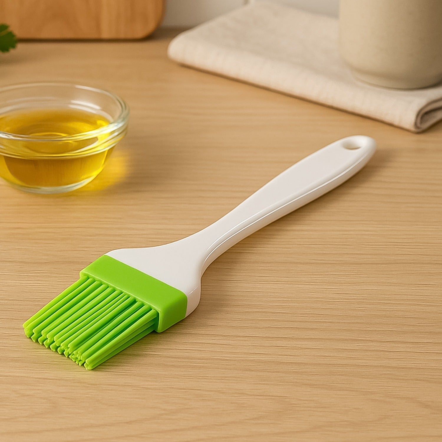 Silicone Kitchen Oil Spatula Brush With Handle Pastry  Cake Brush (17 Cm  1 Pc) Wukusy