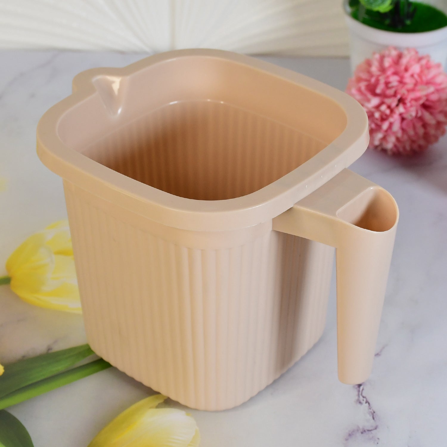 Plastic Square Bath Water Mug (1 Pc  1000 Ml  Mix Color) Wukusy