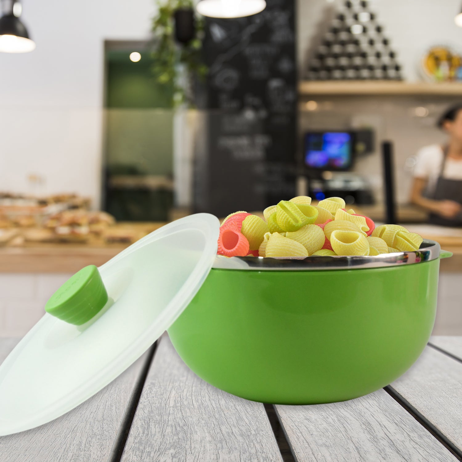 Apex 2200ml Microwave-safe Plastic Serving Bowl With Lid (1 Pc) Wukusy