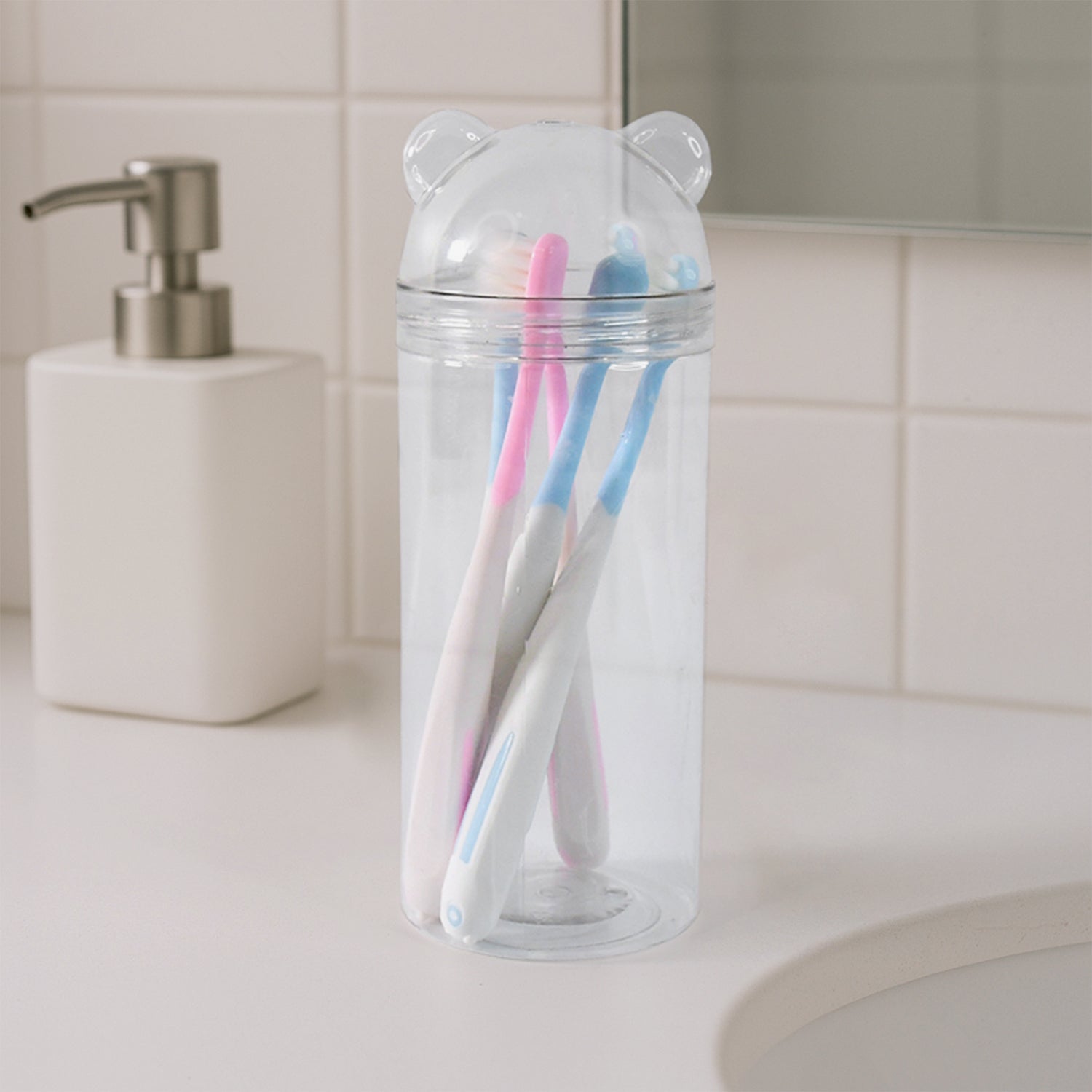 Multipurpose Travel-friendly Toothbrush Holder With 4 Soft Bristle Toothbrushes Wukusy