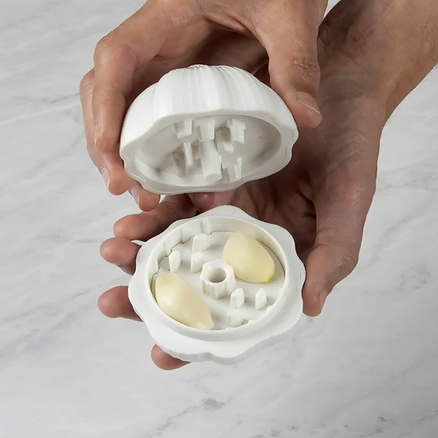 8194 Garlic Press Sharpener Device Household Portable Manual Chili Ginger Garlic Masher Crusher Garlic Press Garlic Crusher Garlic Chopper Garlic Grinder Wukusy