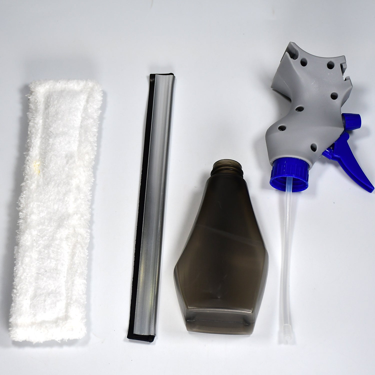 4946 Plastic Easy Glass Cleaner 3 In 1 Spray Type Cleaning Brush Pack Of 1 Wukusy