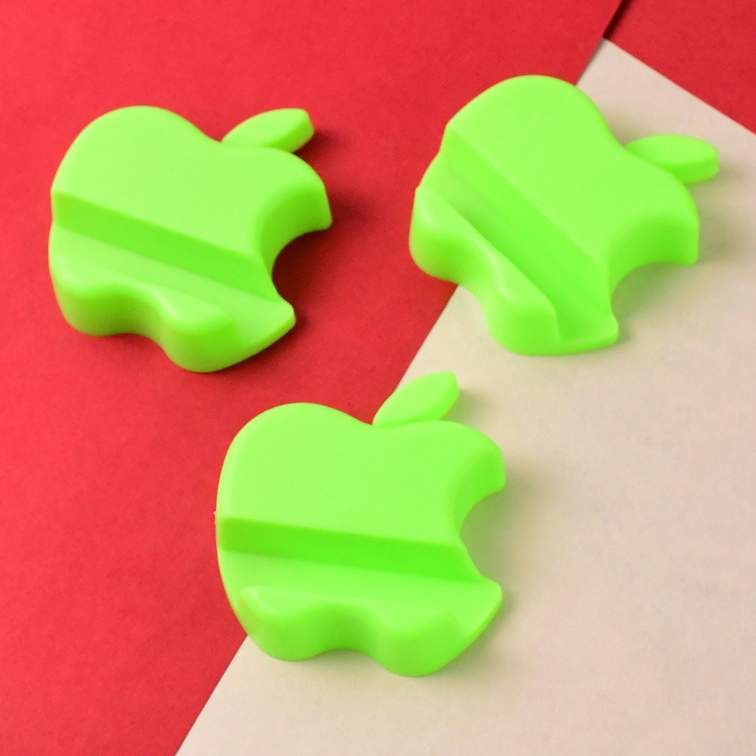 Apple-shaped Plastic Mobile Phone Holder (3 Pc  Mix Color) Wukusy